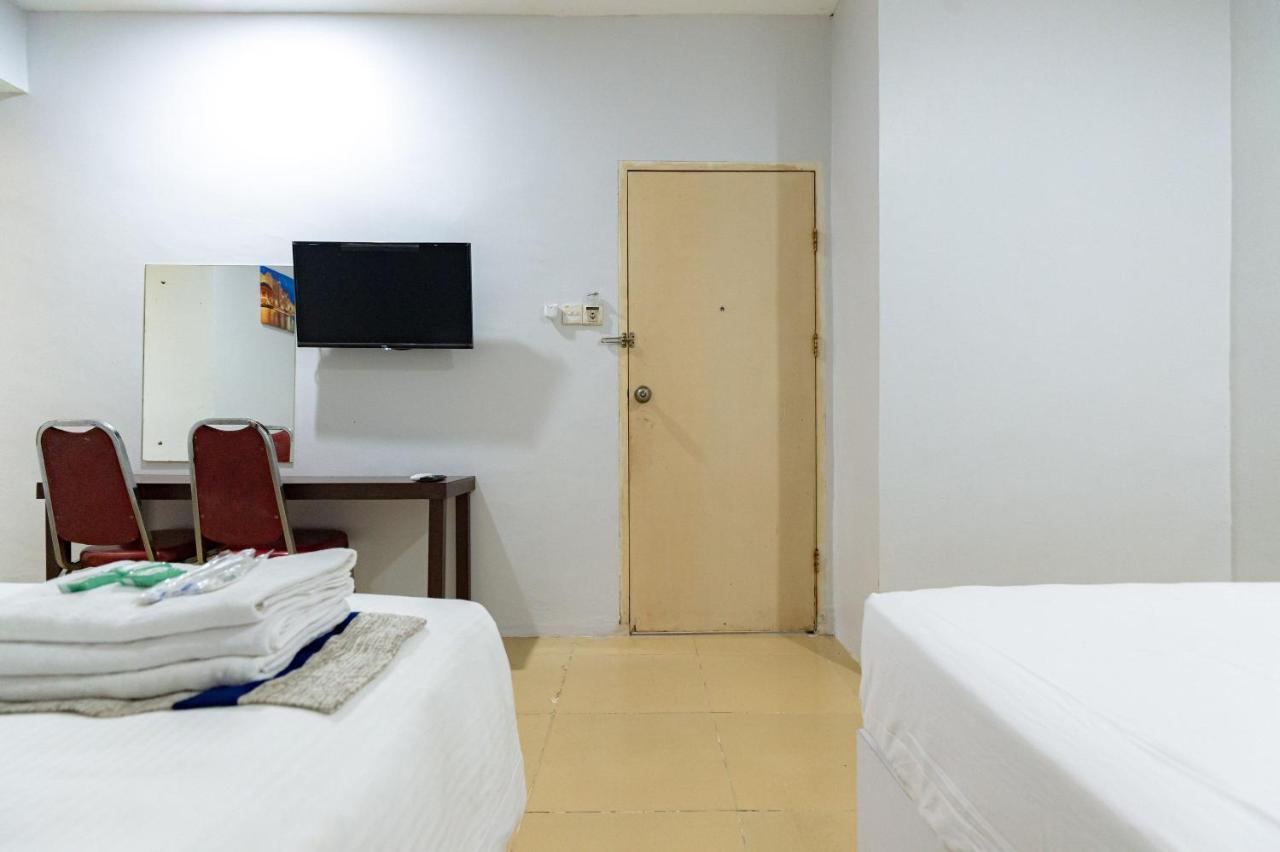 Urbanview Crystal Nagoya By Reddoorz Hotel Batam
