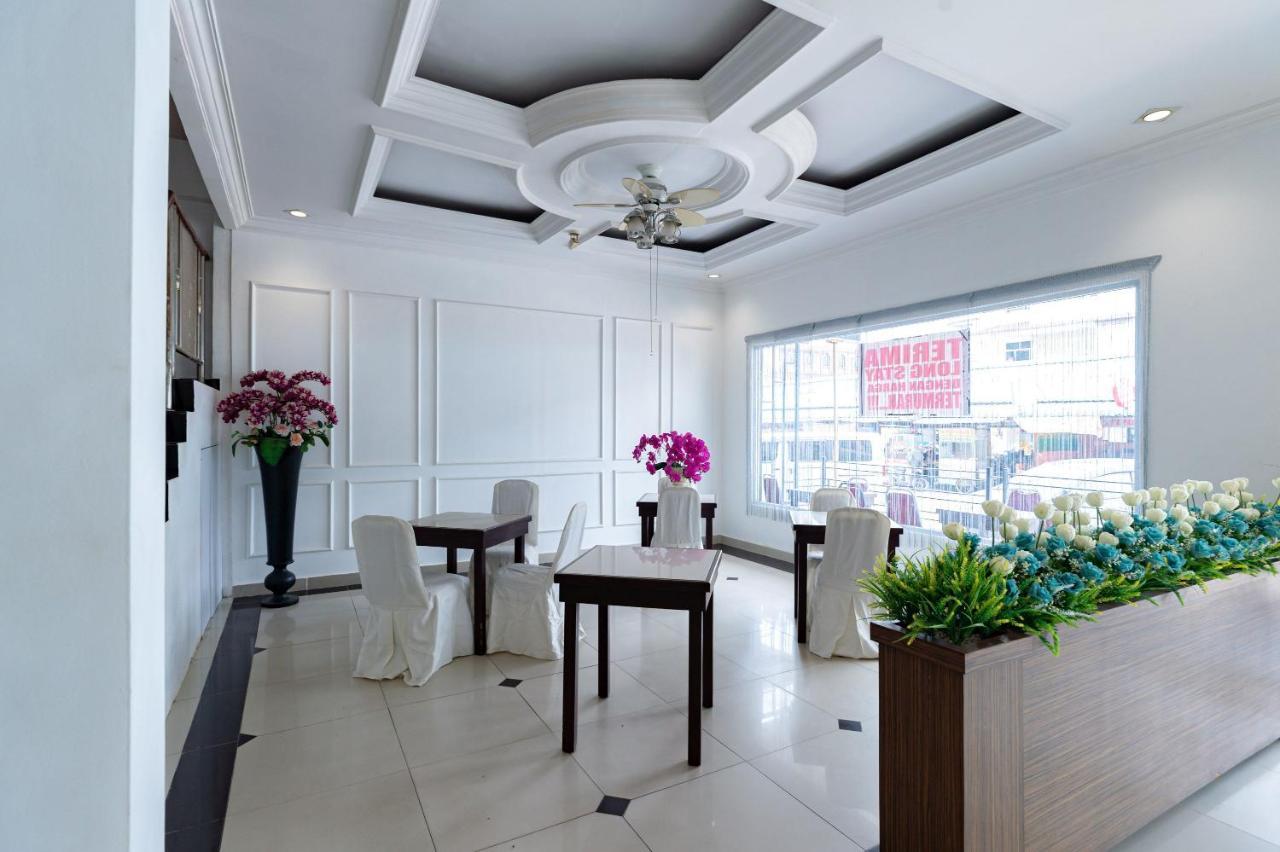 Urbanview Crystal Nagoya By Reddoorz Batam