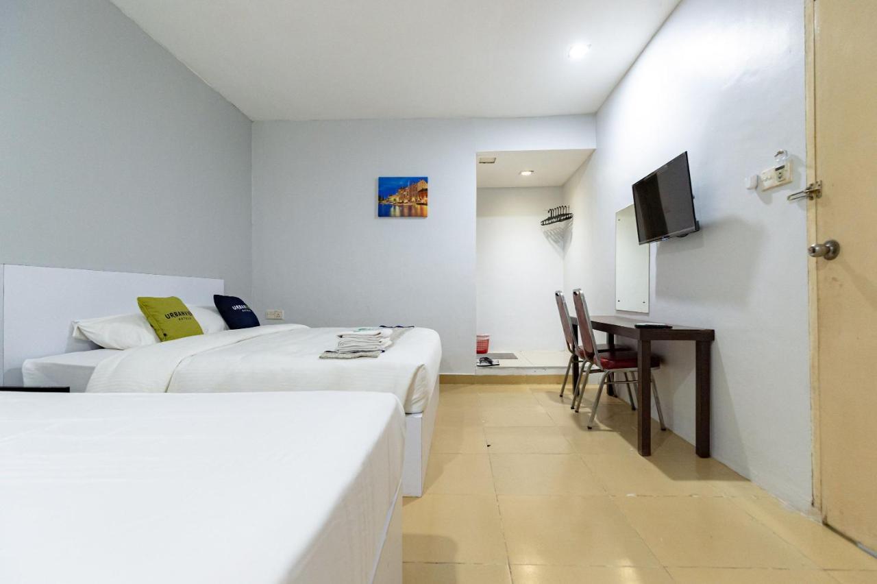 Hotel Urbanview Crystal Nagoya By Reddoorz 3*