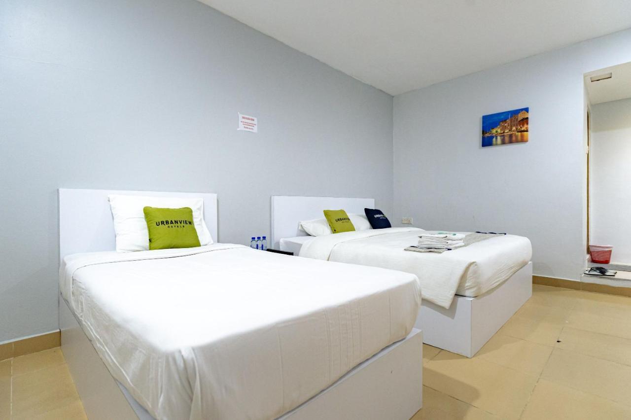 Urbanview Crystal Nagoya By Reddoorz 3*